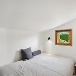 Cozy In With House Sea View