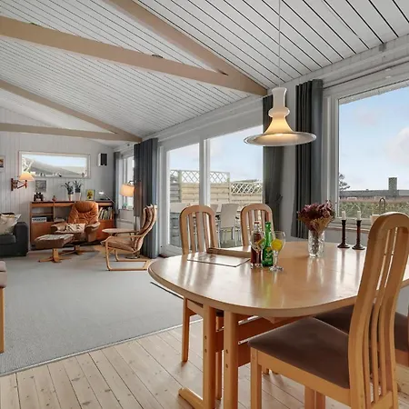 Prázdninový dům Cozy In With House Sea View Assens